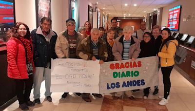 Residentes del Hogar Santa Marta disfrutaron de una tarde de cine junto a Los Andes | Sociedad
