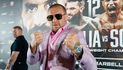 Conor McGregor aterriza en España y amenaza a Topuria: "Le sacaré la cabeza a bofetadas y le mandaré de vuelta a Georgia"