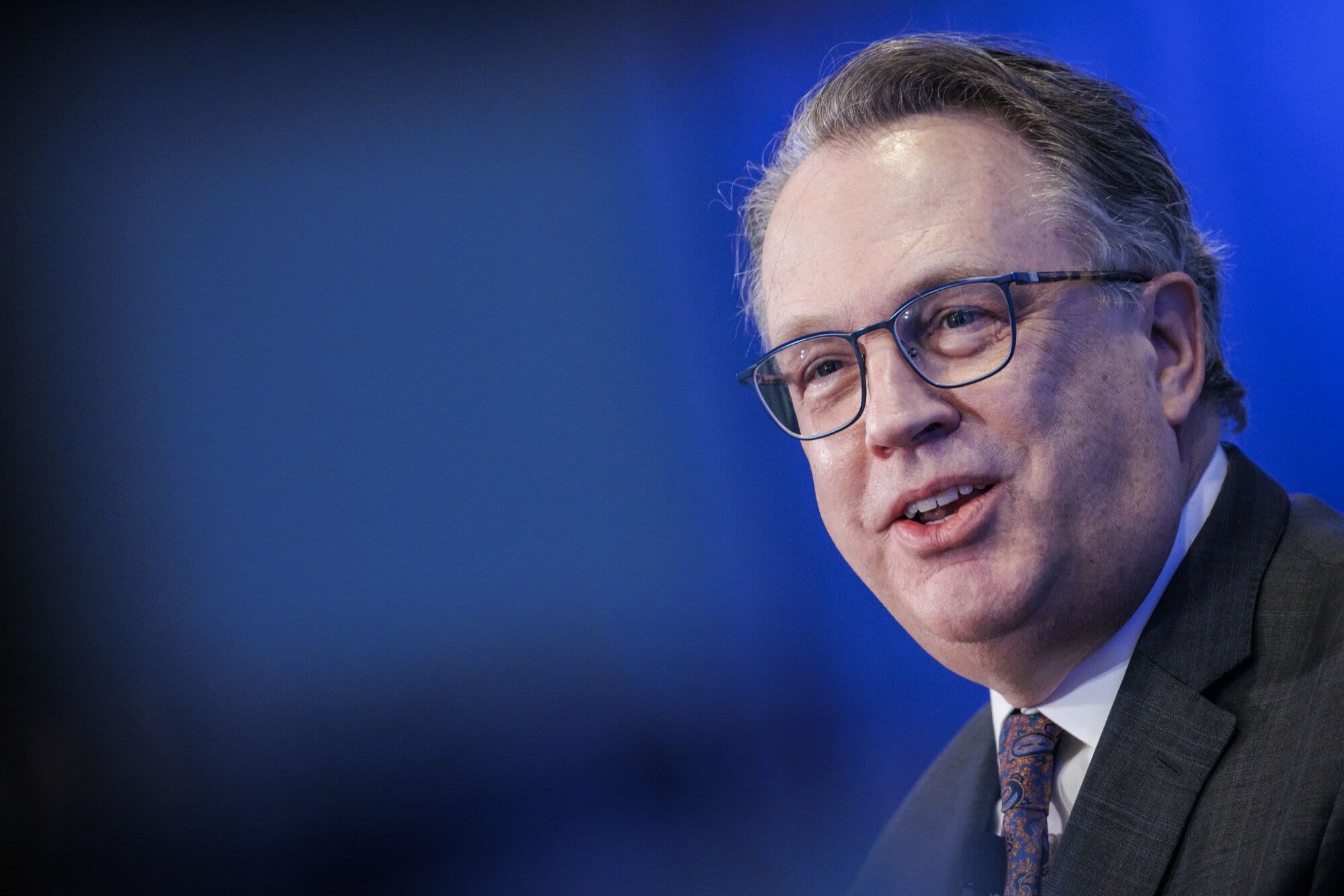 Fed’s Williams Says Estimates Show ‘Low R-Star Regime Endures’