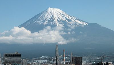 Volcano tragedy as three bodies are found inside Mount Fuji crater