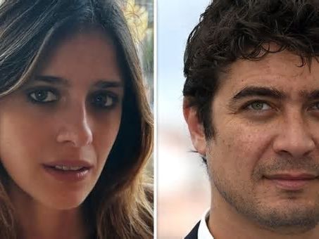 «Riccardo Scamarcio, sei innamorato?». La domanda della giornalista irrita l'attore: «Perché me lo chiedi? Dovresti saperlo»