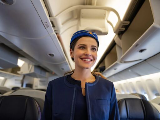 Southwest flight attendants are now the highest-paid in the industry thanks to a historic pay raise—’This is the least they deserve’