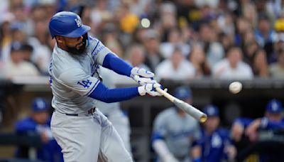 Teoscar Hernández hits a grand slam and Paxton pitches 6 strong innings as Dodgers beat Padres 5-0