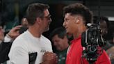 Chiefs’ Patrick Mahomes won’t rule out an Aaron Rodgers return to the Jets this season