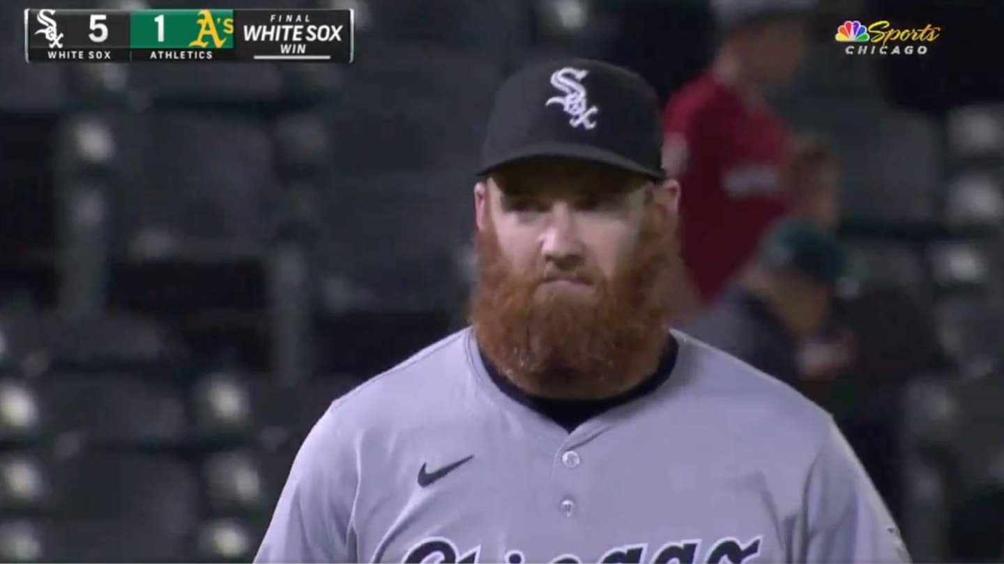 White Sox Announcer Roasted for Painfully Cringe Call After Team Snaps Losing Streak