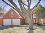 2734 Hidden Lake Dr, Grapevine TX 76051