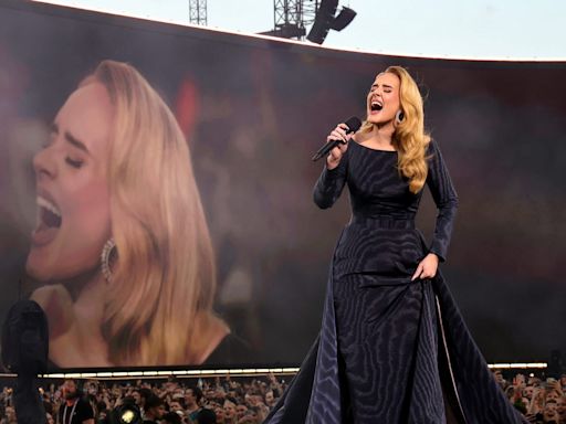 Adele Pauses Concert to Watch Sha’Carri Richardson Race at 2024 Olympics