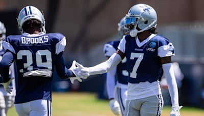 Cowboys fans react to Trevon Diggs in full pads at training camp