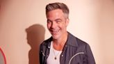 Chris Pine Hilariously Defends His Viral ‘Short Shorts’: ‘It’s a Vibe’