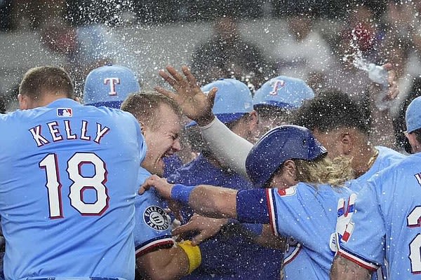 Jung’s 3-run homer lifts Rangers over A’s | Texarkana Gazette