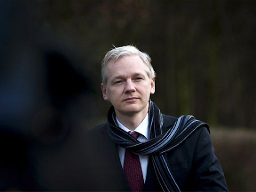 Julian Assange agrees to plead guilty in exchange for release, ending standoff with United States