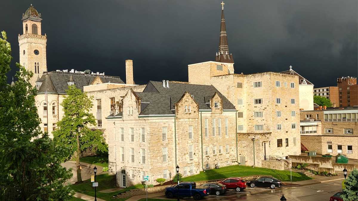 SE Wisconsin tornado warnings expired, damage assessment underway