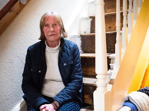 'My stairs are killing me' says Nancy, 82, as she pleads to be rehomed