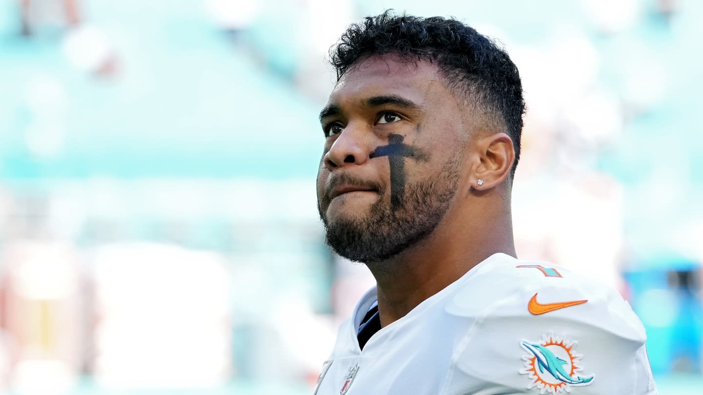 Sure seems like the Dolphins are more worried than they let on paying Tua Tagovailoa