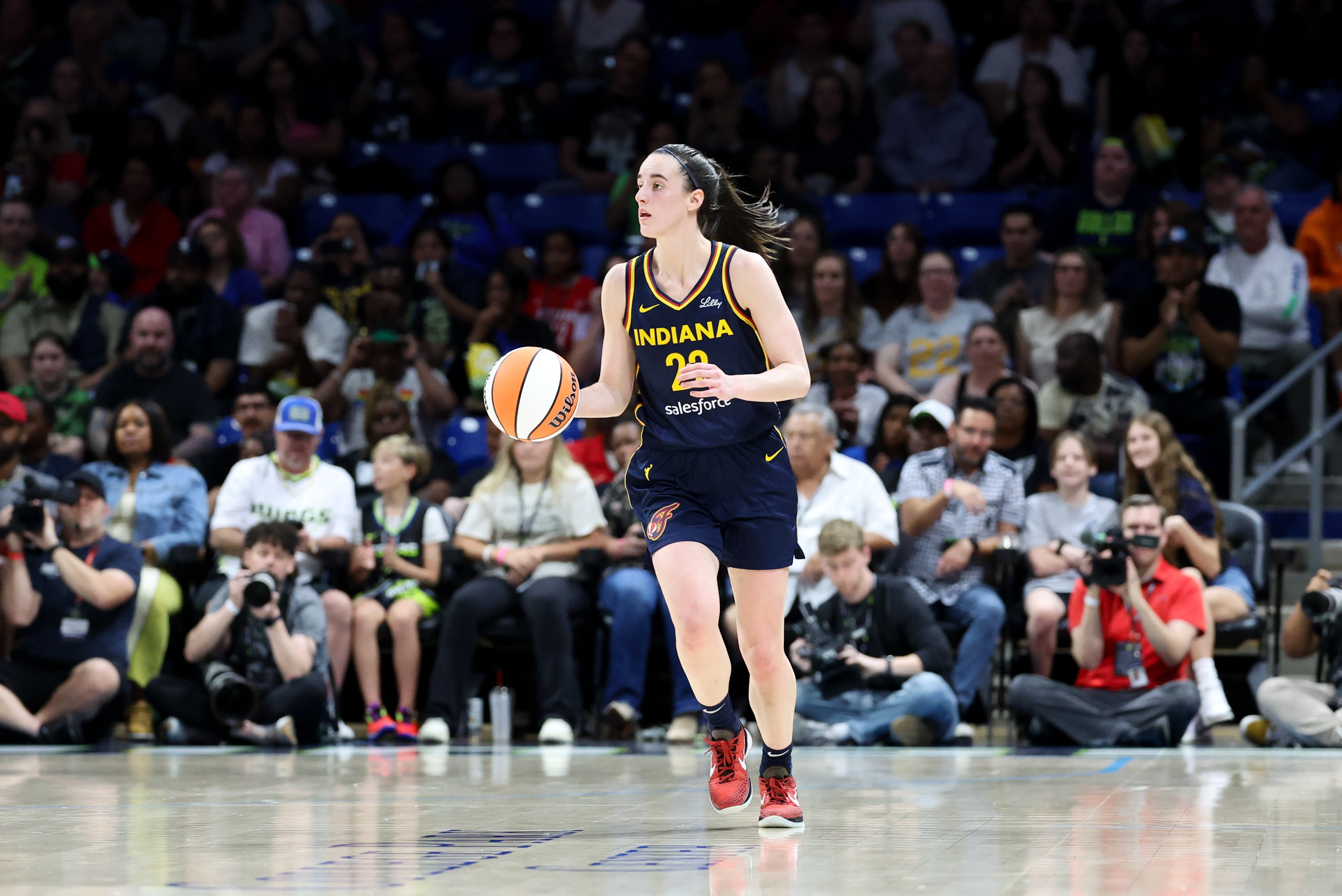 Caitlin Clark home debut live updates, score: Fever superstar rookie plays first regular season home game in front of Indiana crowd