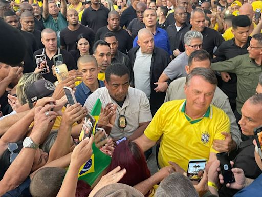 Bolsonaro dá sequência ao périplo pelo Rio em ato com o sobrinho de Washington Reis em Duque de Caxias