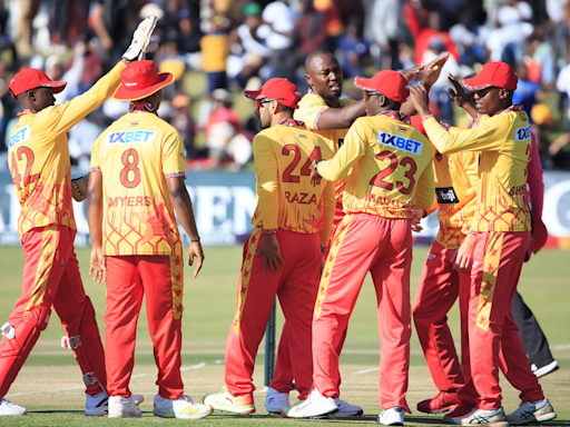 1st T20I PHOTOS: Zimbabwe shock India