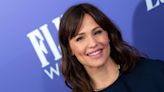 Jennifer Garner on the beauty advice she shares with her kids: 'Look in the mirror less, obsess less'
