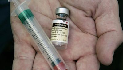 HPV vaccines prevent cancer in men as well as women, new research suggests