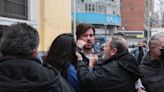 Tensión en Chile: a días del plebiscito, agreden a golpes al hermano del presidente Gabriel Boric