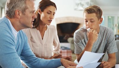 Finance Experts: 7 Tips for Gen X To Balance ‘Sandwiched’ Finances Between Parents and Kids