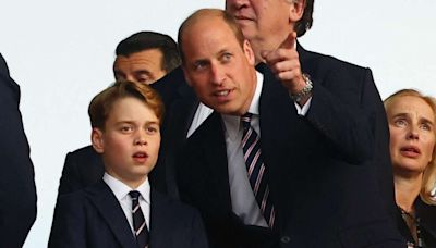 Príncipe William leva George para acompanhar final da Eurocopa