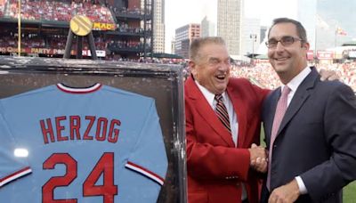 New Athens native, St. Louis Cardinals legend Whitey Herzog dies at 92