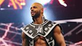 WWE vende la lesión de Ricochet en las redes sociales