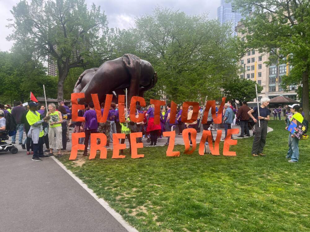 Hundreds rally at Boston Common for higher wages, rent control