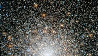 Webb spots giant star clusters shaping galaxy in early universe