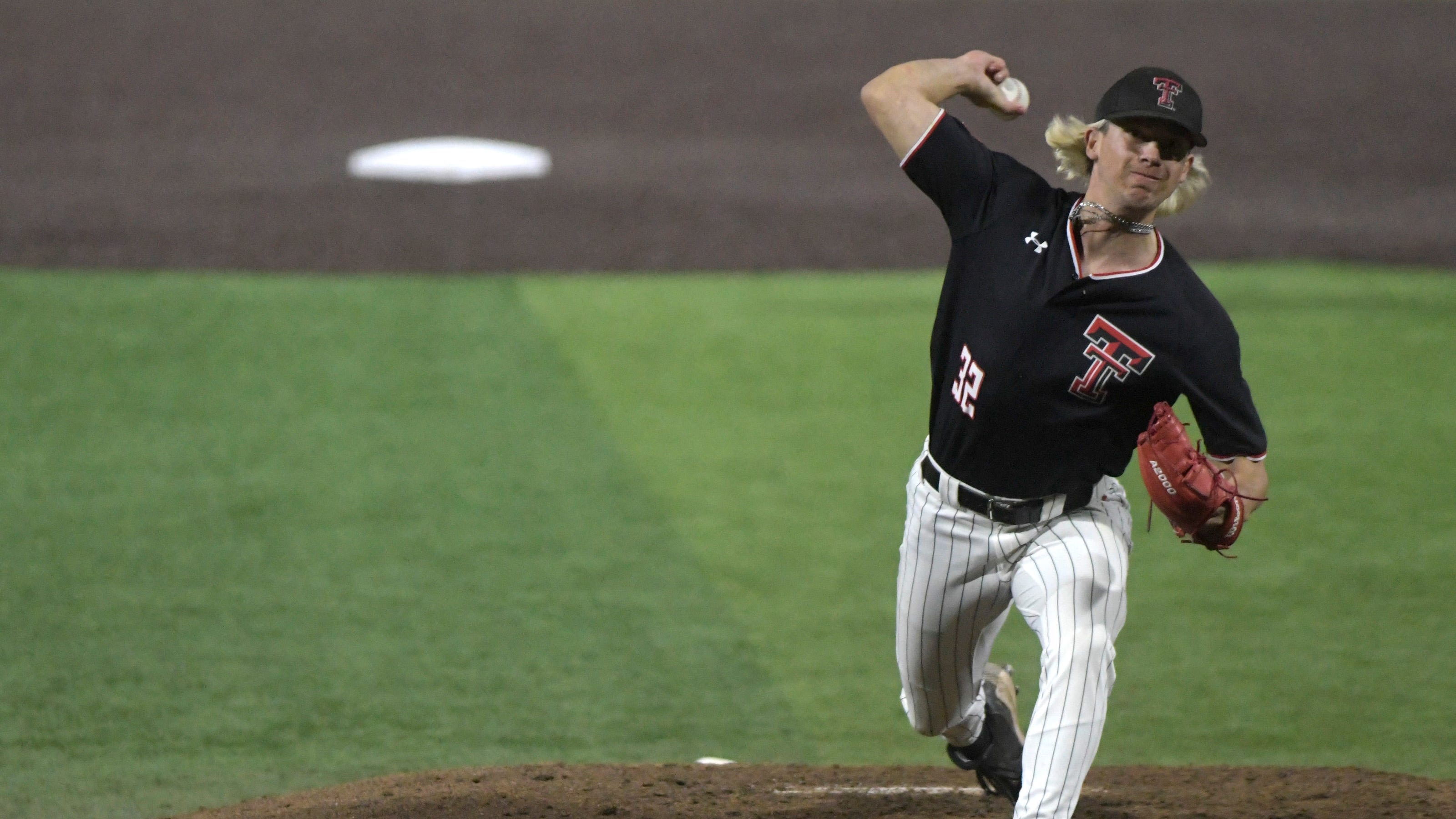 Texas Tech baseball season ends, despite strong start from Trendan Parish