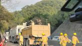 沙田獅隧公路3車串燒 夾斗車司機受傷被困