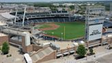 UVA Men’s Baseball loses 3-2 in first game of 2024 Men’s College World Series