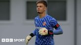 Goalkeeper Murphy Mahoney signs contract extension with QPR