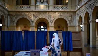 France's Muslim voters fear far-right election win