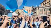 Mundial Qatar 2022: miles de fanáticos de la selección argentina coparon Nápoles para ver la final de la Copa del Mundo