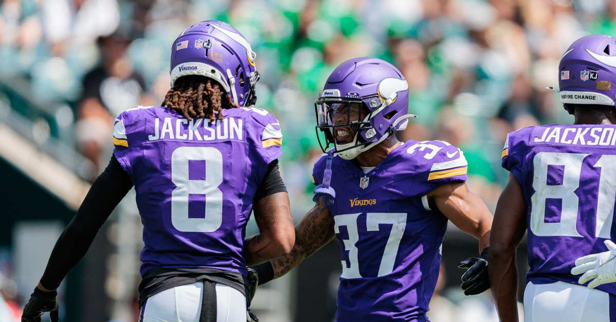 Vikings elevate Gaskin, Williams for game vs. 49ers