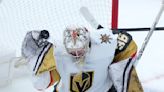 Smith scores twice, Golden Knights top Blackhawks 4-1