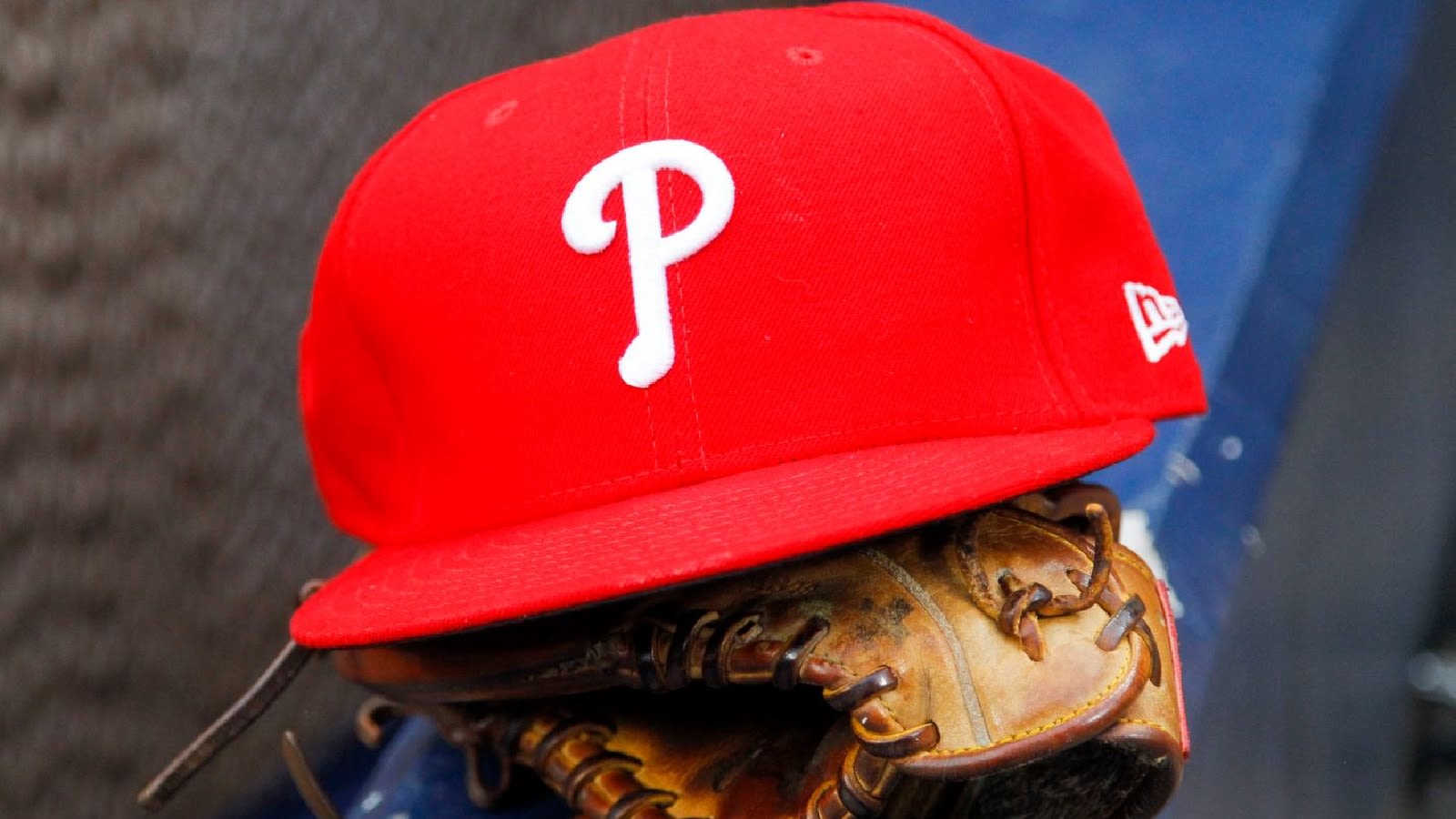 Phillies make big trade to bolster their bullpen