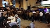 Dicen que maltrataron caballos en cabalgata, organizadores se defienden