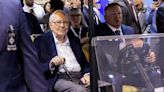 Berkshire halves Apple stake, boosts cash to $277 billion as it gets 'defensive’