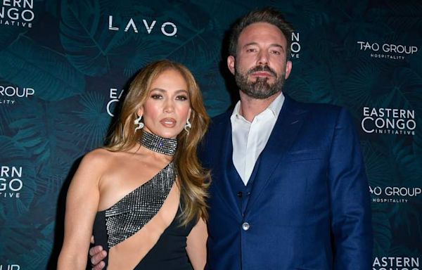 Jennifer Lopez 'Meets Up' With Ben Affleck Amid Divorce Turmoil: Report