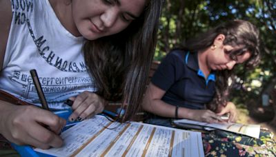 Ser mujer y madre es igual a ganar salarios raquíticos o no tener trabajo