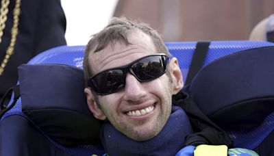Rugby star and ALS campaigner Rob Burrow dies at age 41