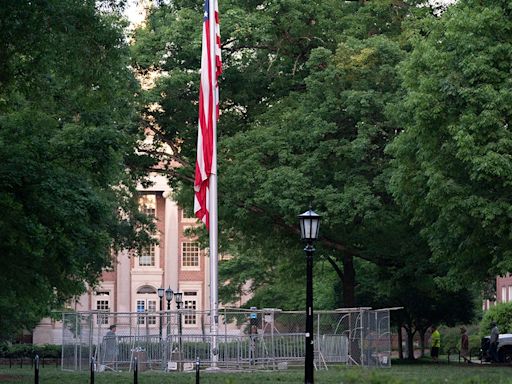 UNC Interim Chancellor praised for restoring American flag after protesters replaced it with Palestinian flag