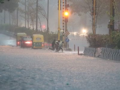 Delhi rains: 3 civil service aspirants die as basement of coaching centre flooded - CNBC TV18
