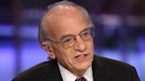 Wharton professor Jeremy Siegel sees the Dow surging 2,000 points once the Fed pivots to cutting rates - and says the US can still escape a recession