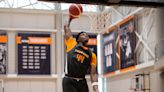 D.J. Jefferson out for Tennessee basketball during early preseason practices