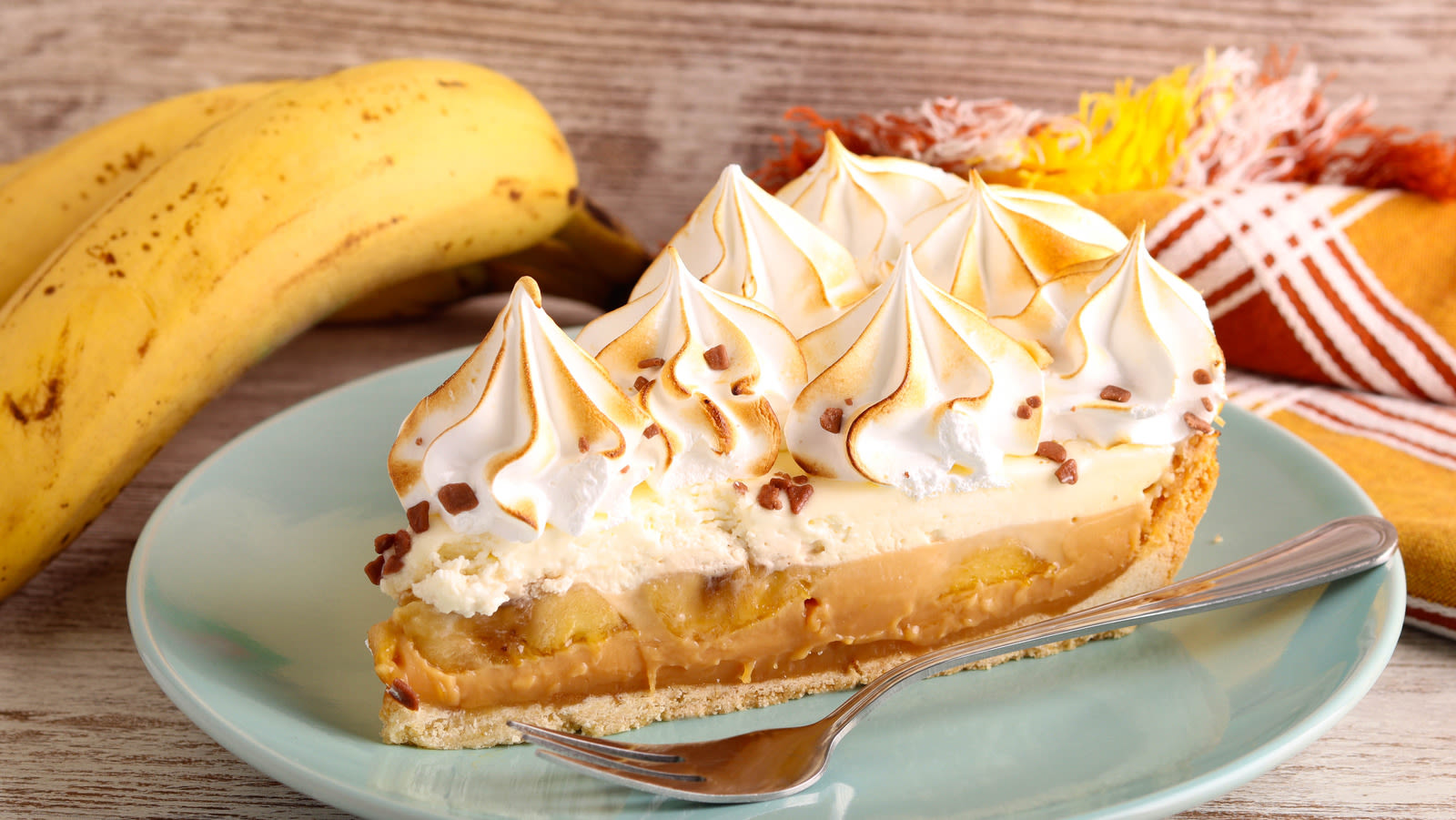The Genius Tip For Enjoying Costco's Banana Cream Pie As A Chill Summer Treat