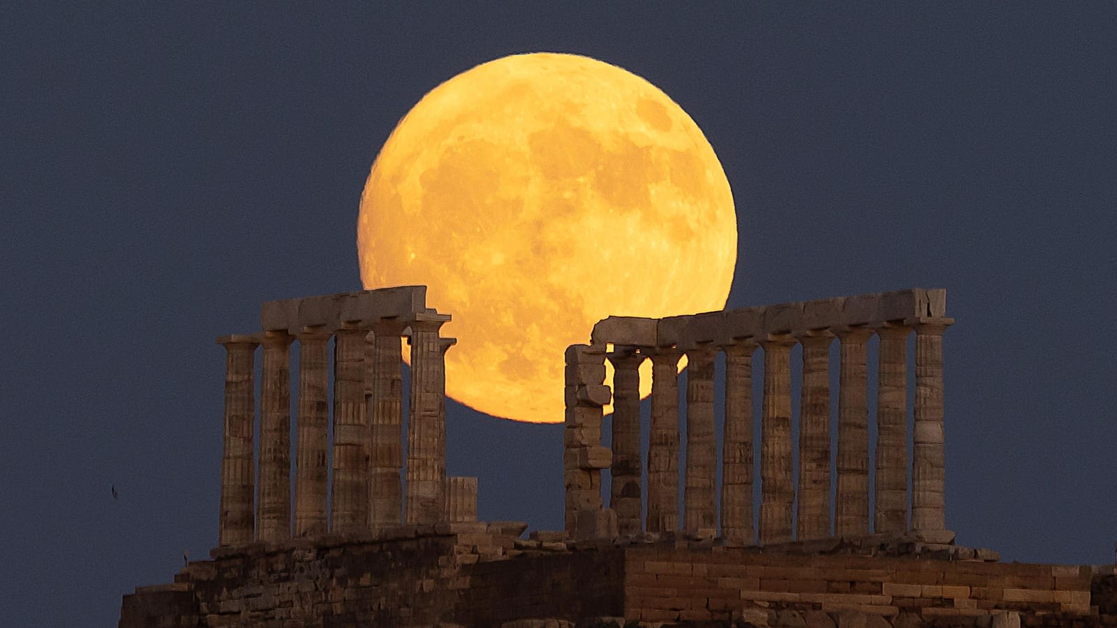 In Photos: Full ‘Buck Moon’ Rises As Perseid Meteor Shower Begins